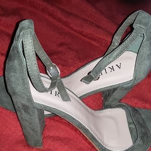 Akira olive green heels